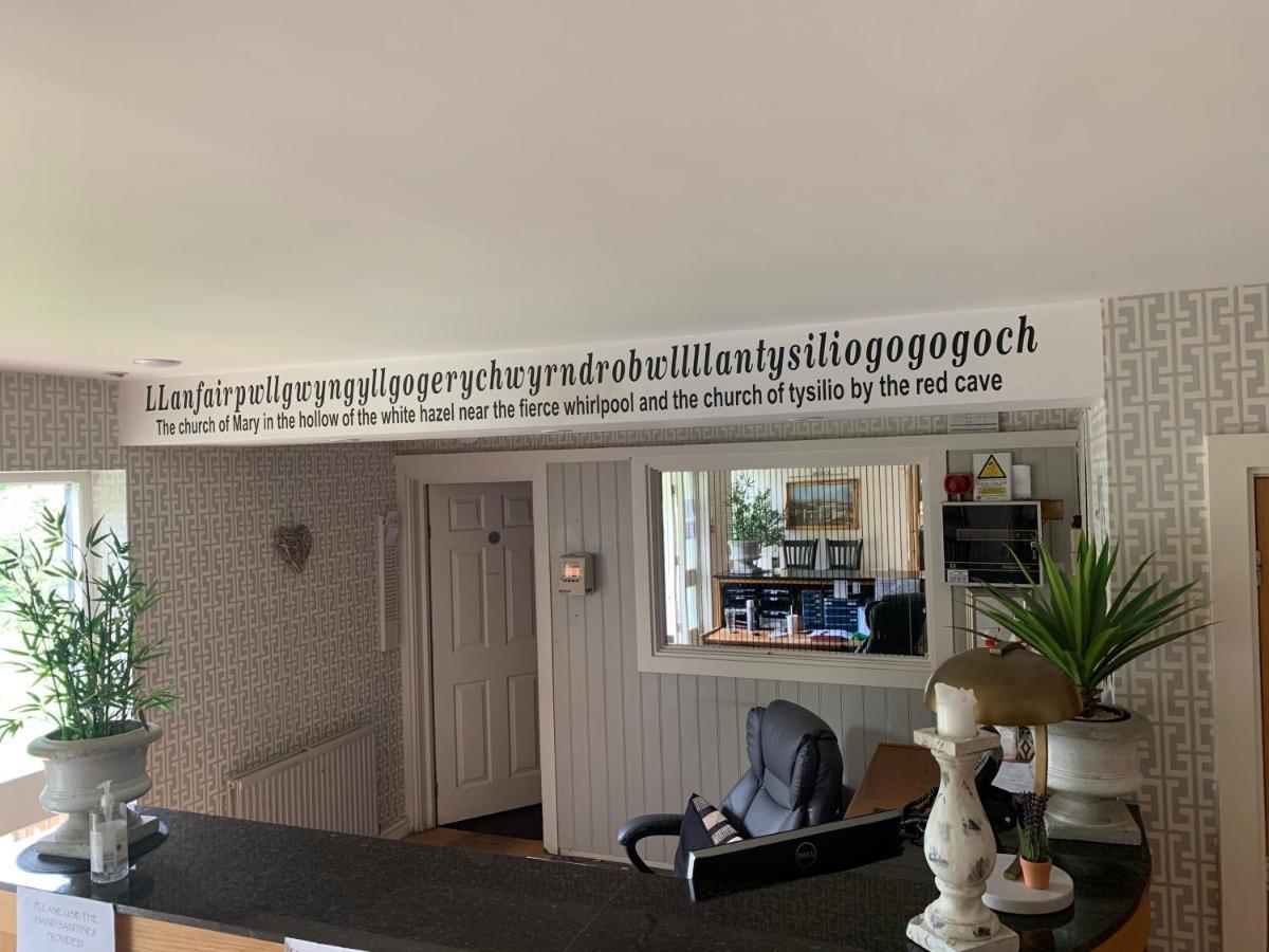Carreg Bran Ξενοδοχείο Llanfairpwllgwyngyll Εξωτερικό φωτογραφία